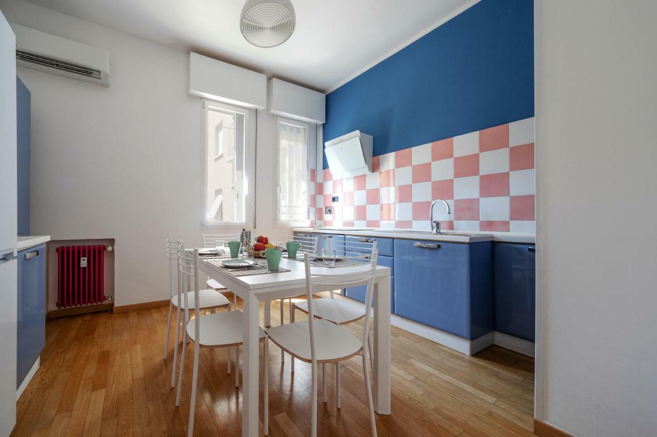 Sant'Orsola Colorful Huge Apartment โบโลญญา ภายนอก รูปภาพ