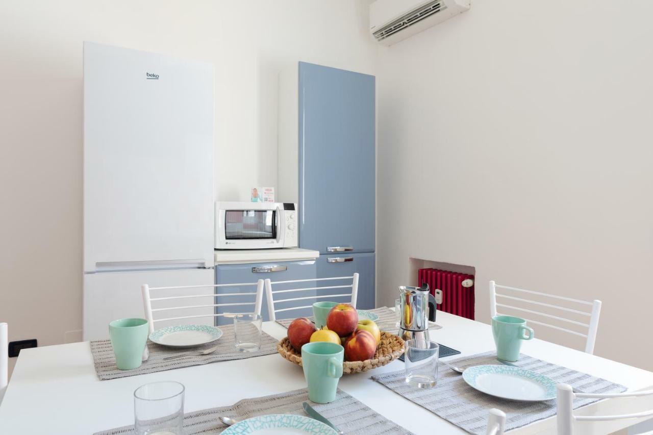 Sant'Orsola Colorful Huge Apartment โบโลญญา ภายนอก รูปภาพ
