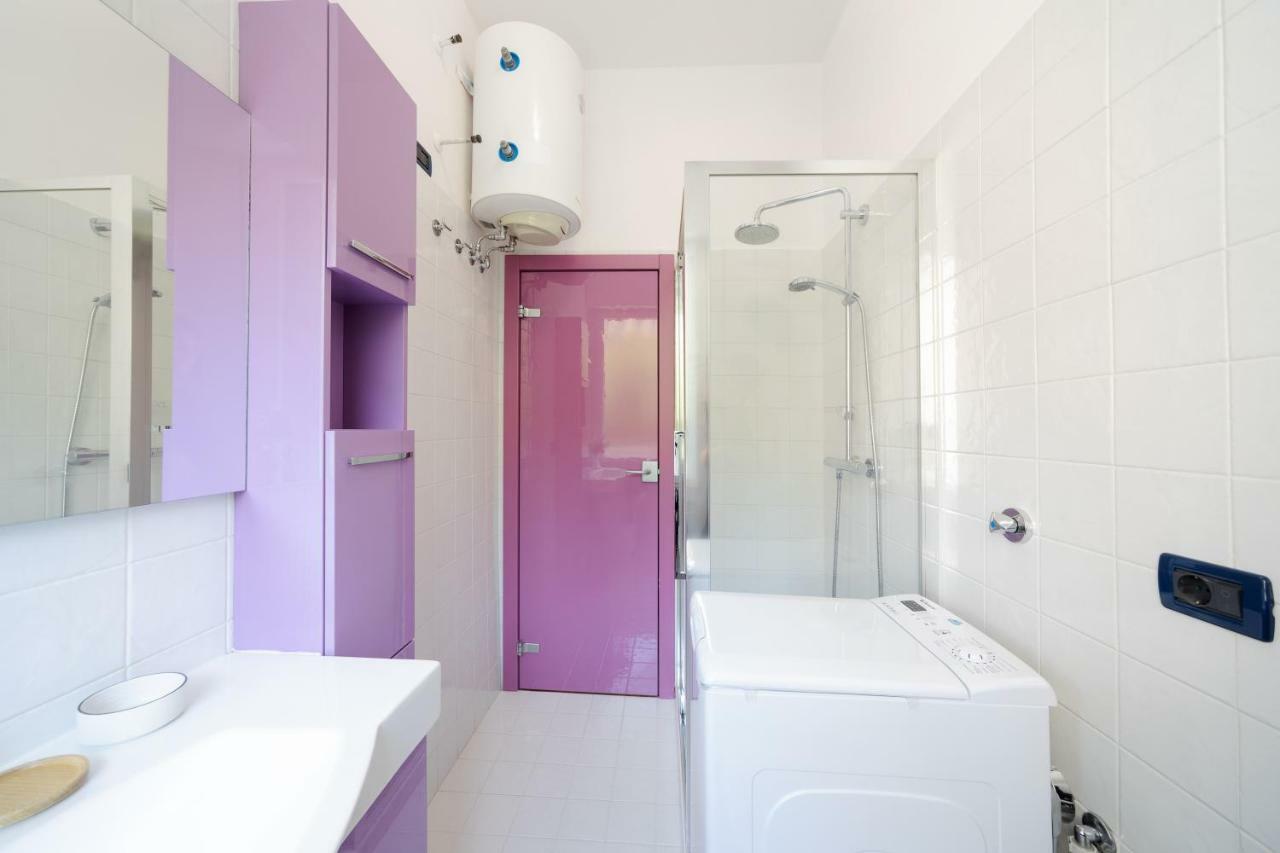 Sant'Orsola Colorful Huge Apartment โบโลญญา ภายนอก รูปภาพ
