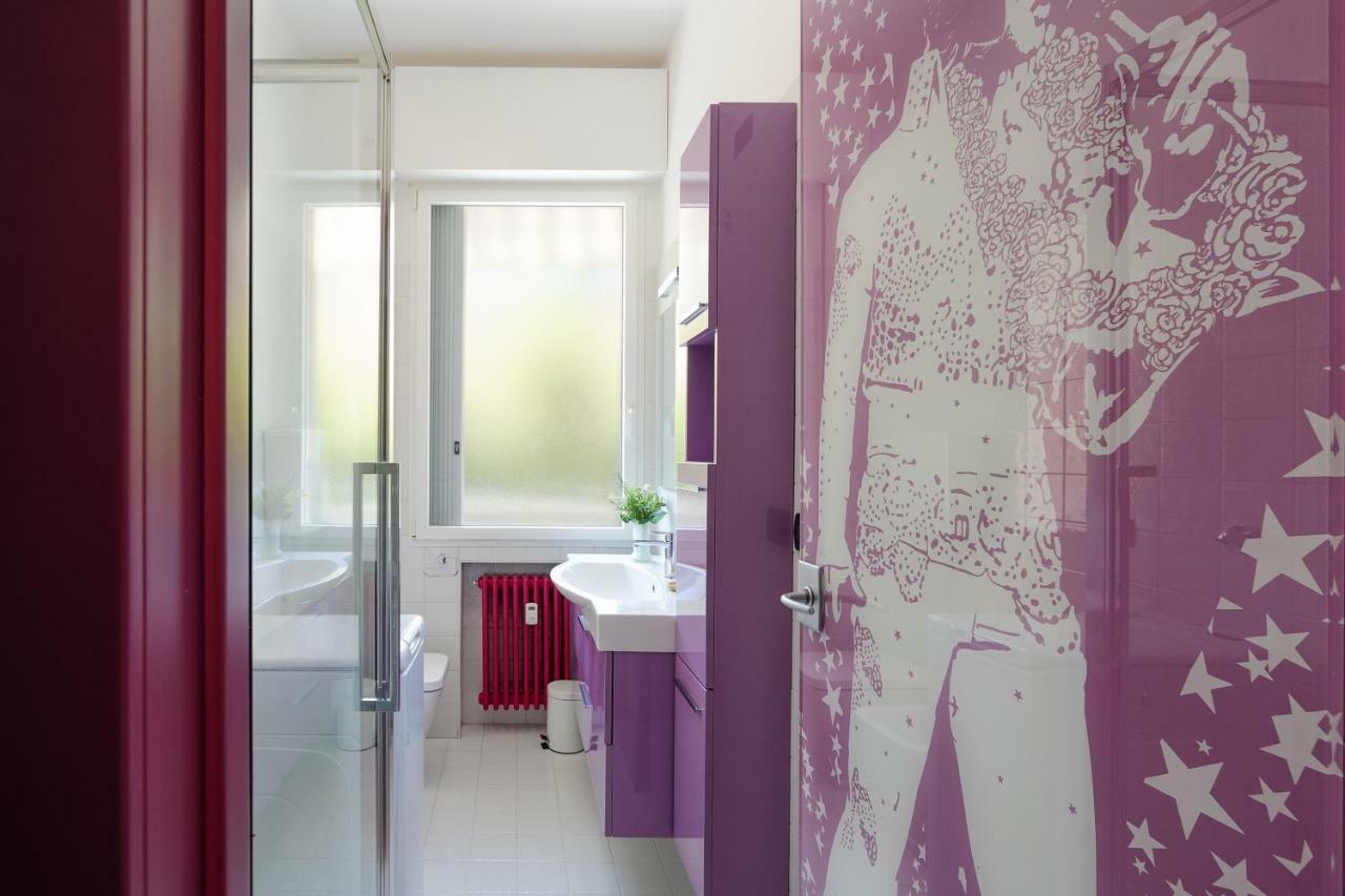 Sant'Orsola Colorful Huge Apartment โบโลญญา ภายนอก รูปภาพ